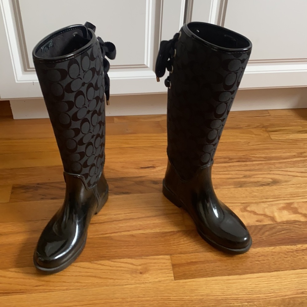 Coach Rain Boots w/ ties. Size 6 Womens - Picture 5 of 5